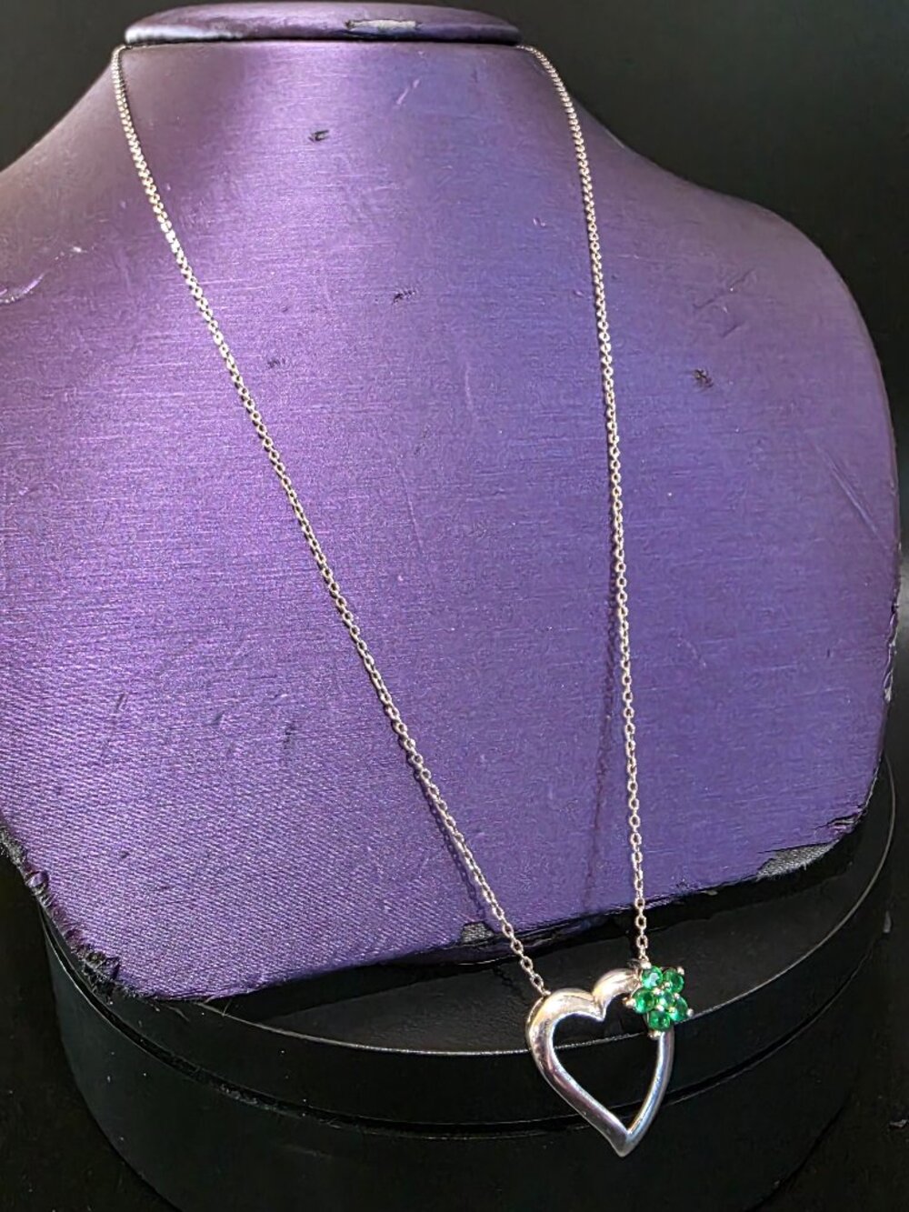 Vintage Avon Sterling Silver 925 Open Heart Green Flower Pendant Necklace 3.1g